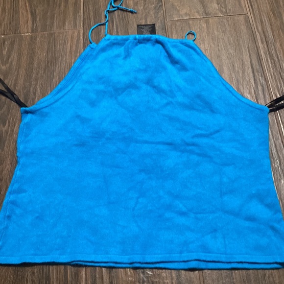 Bebe Y2K blue keyhole top - Picture 2 of 4